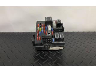Блок предохранителей  1577099201   Chevrolet Tahoe    