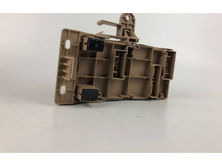 Блок предохранителей  82201XA00A   Subaru B9 Tribeca    