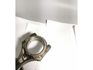 Píst Toyota Avensis T270