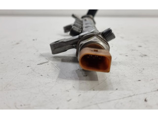 Vstřikovací lišta 03L130089Q   Audi A5 8T 8F     