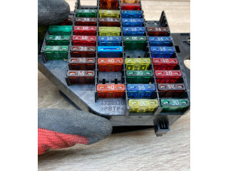 Дисплей 4736930, 4200572 Saab 9-5