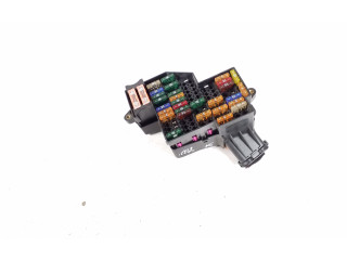 Pojistková skříňka 7P0941828C, 7P0941824C Porsche Cayenne (92A) 2012