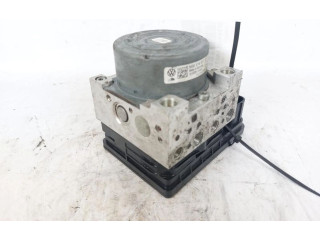 Блок АБС 5Q0614517DF Skoda Octavia Mk3 (5E) 2013 - 2019 года