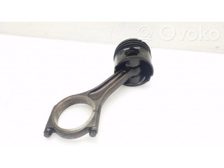 Píst H268X Citroen C6 pro naftový motor 2.7