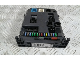 Блок предохранителей 9666952280, 22661F01   Peugeot 2008 I    