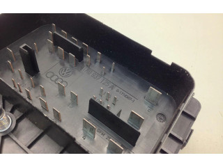 Блок предохранителей 1K0937125A Volkswagen Golf Plus