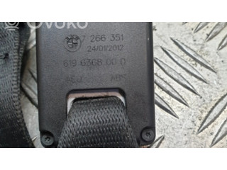 Средняя поясная пряжка ()