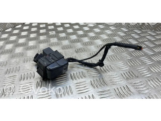 Блок предохранителей  6G9T14B192AA   Volvo V70    