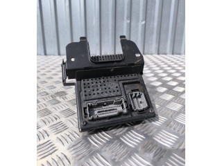 Блок предохранителей 30765643   Volvo XC90    