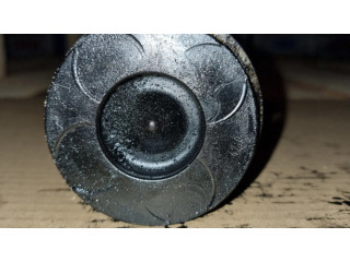 Píst Alfa Romeo 156 pro naftový motor 1.9