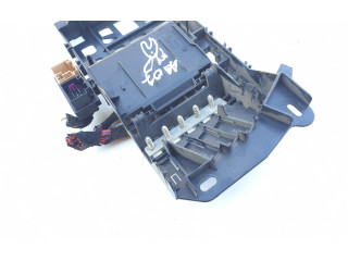 Pojistková skříňka 4F0971845 Audi A6 S6 C6 4F 2007