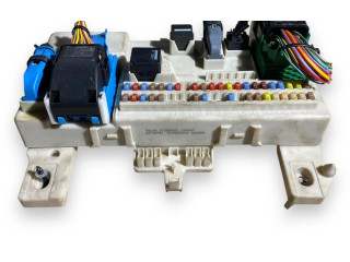 Pojistková skříňka 31254903, 519096804 Volvo S40 2008