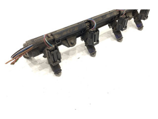 Топливная рампа 036906031AB Skoda Fabia Mk1 (6Y)