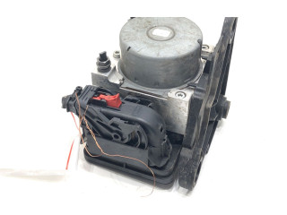 Блок АБС 5Q0614517AQ Skoda Octavia Mk3 (5E) 2013 - 2019 года