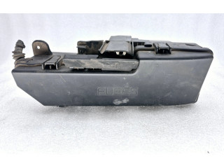 Блок предохранителей  9494210   Volvo V70    