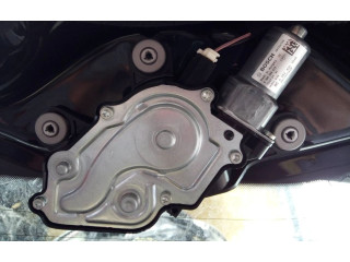 Моторчик заднего дворника A4538200540, 287100742R Smart ForFour II W453