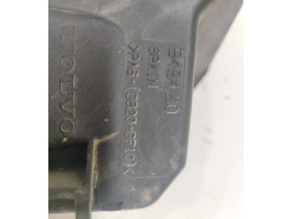 Блок предохранителей  9494210   Volvo V70    