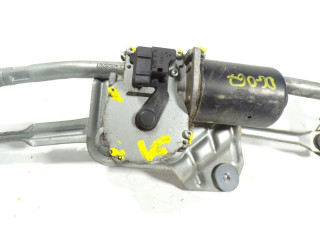 Моторчик дворников 8693848    Volvo XC90