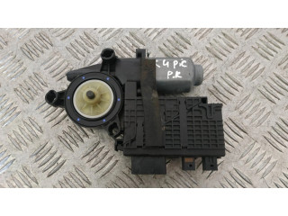 Передний двигатель механизма для подъема окон