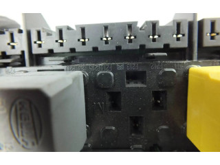 Pojistková skříňka A1669068201 Mercedes-Benz GLE (W166 - C292) 2016