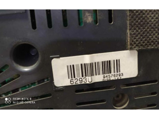 Přístrojová deska Chevrolet Cruze 2009 688014257, 688014257