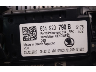 Панель приборов 654920790B   Skoda Kamiq       