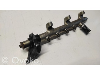 Vstřikovací lišta 0445214025, 8200023961   Renault Laguna II  pro naftový motor 2.2  
