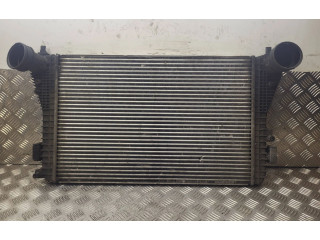 Интеркулер     Volkswagen Touran I 