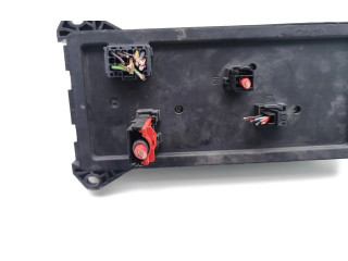 Блок предохранителей A9069006701, A9069013100    Volkswagen Crafter  BJK 