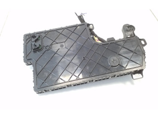 Комфортный модуль 107867390H Tesla Model 3