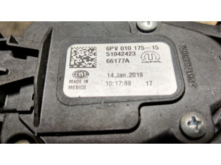 Педаль акселератора