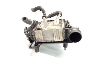 Интеркулер GX736K775AD Jaguar XE