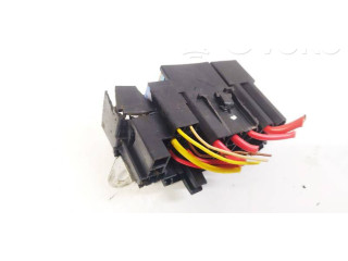 Блок предохранителей Dacia Sandero