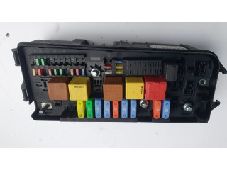 Pojistková skříňka 13144711, 91CT6K Opel Signum 2003