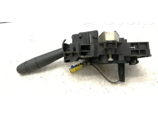 Ручка стеклоочистителей 8200792584, 901057666   Dacia Sandero