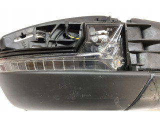 Зеркало электрическое Skoda Scala - года