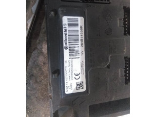 Блок управления двигателя 237102260R, 237102260R Dacia Lodgy