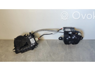 Zámek zadních dveří 7348531, 7348530   BMW 2 F46 2017