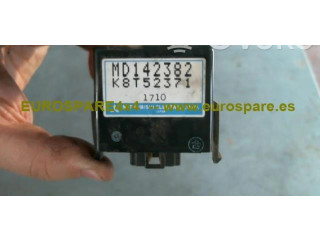 Блок предохранителей MB852142 Mitsubishi Montero