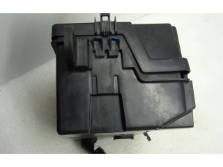 Блок предохранителей 243127363R, 243127363R Dacia Spring