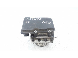 Блок АБС 0265231808, 589103E400 KIA Sorento 2002-2009 года