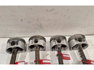 Поршень с шатуном D4F740 Renault Clio III