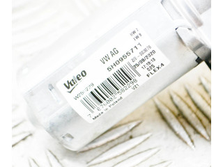 Двигатель стеклоочистителя заднего стекла