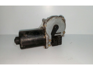 Моторчик дворников 8648343-404766, VALEO    Volvo XC90