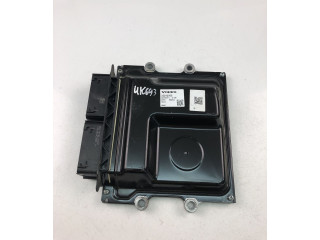 Блок управления двигателя 32242005, UK693 Volvo XC40