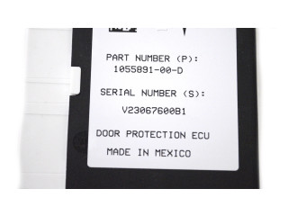 Turbodmychadlo Блок управления дверью 105589100D   Tesla Model X   