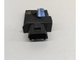 Блок управления топливного насоса 31478784 Volvo XC60