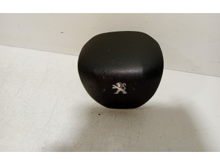 Подушка безопасности водителя 96728484ZD Peugeot 208