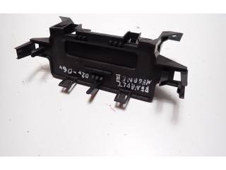 Дисплей    8200107839-B   Renault Megane II