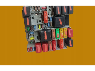 Pojistková skříňka 51827977 Fiat Punto Evo 2010